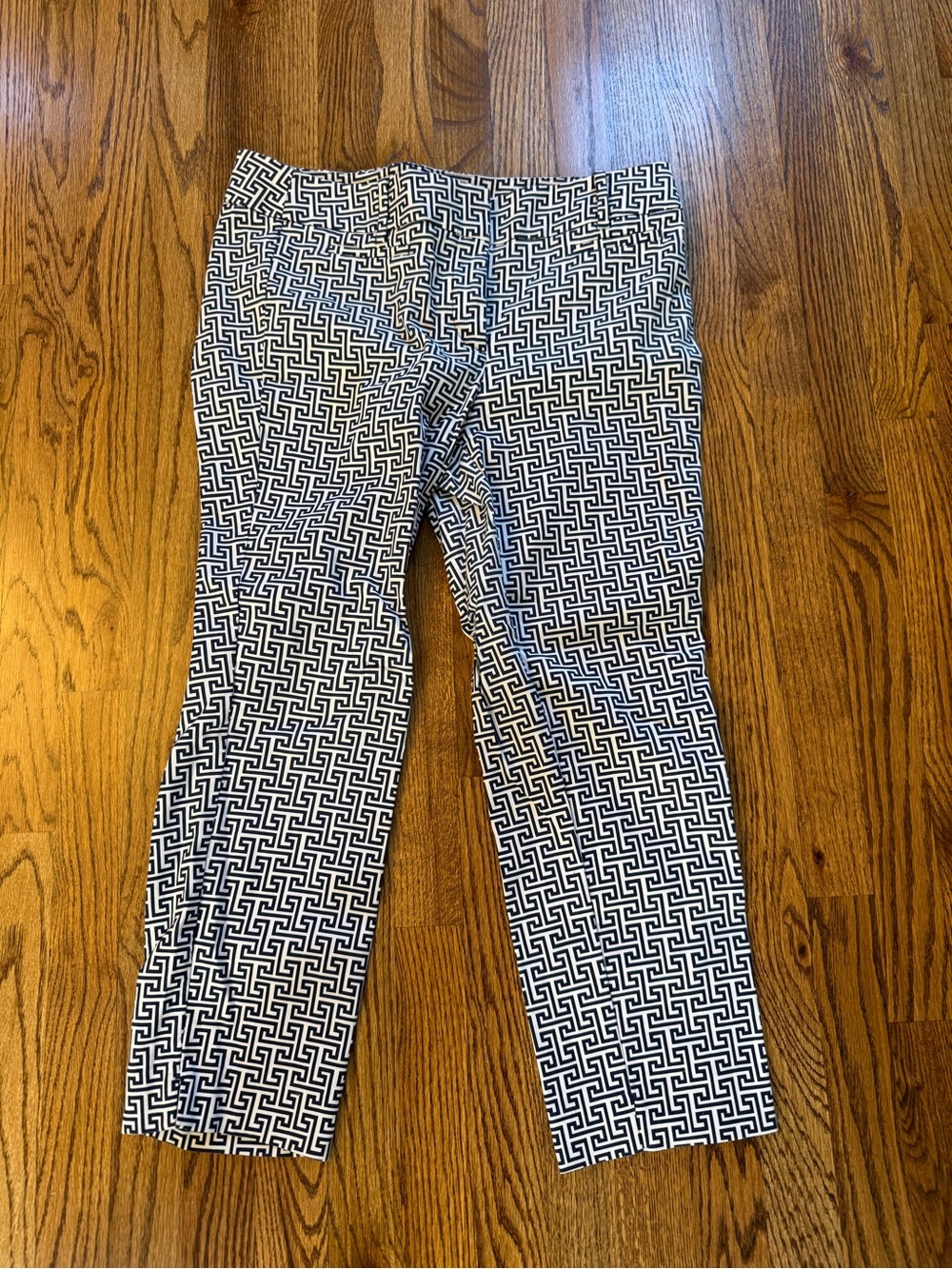 LOFT Geometric Navy & White Cropped Pants 25” inseam
